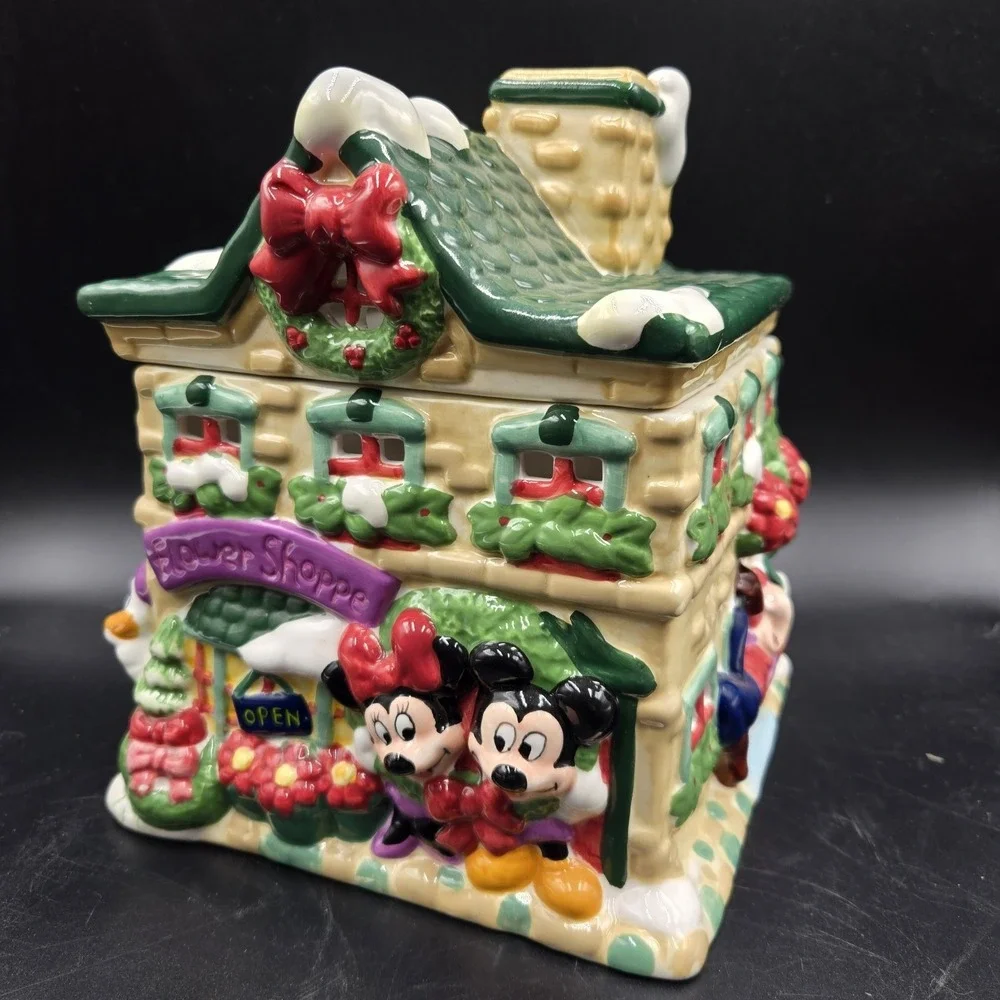 Vtg Disney Welcomes 2000 Mickey &‎ Friends Cookie Jar or Votive Light House Y2k